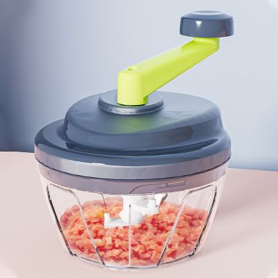 hachoir-manuel-petit-tomates-haches