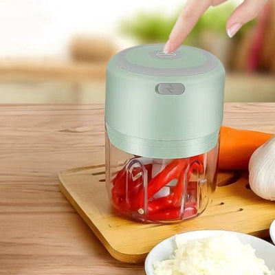 mini-hachoir-electrique-vert-piment-hache