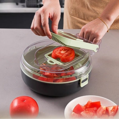 coupe-legumes-manuel-tomates-coupees-en-cube