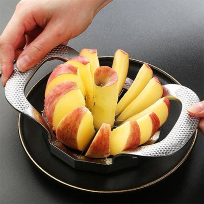 decoupe-legumes-main-qui-presse-pomme