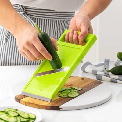 mandoline-japonaise-concombre-en-rondelle