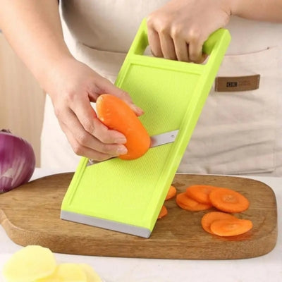 mandoline-japonaise-tenue-en-main
