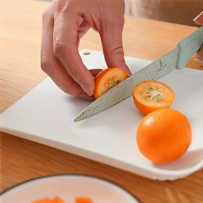 planche-a-decouper-plastique-qualite-alimentaire