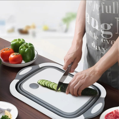 planche-a-decouper-blanche-grise-concombre-coupe