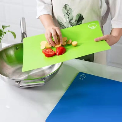 planche-a-decouper-verte-flexible