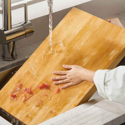 planche-a-decouper-en-bois-rincage-facile