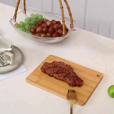 planche-bois-a-decouper-taille-petite-viande-coupee