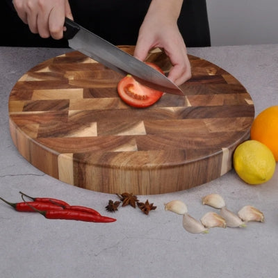 planche-en-bois-a-decouper-ronde-acacia