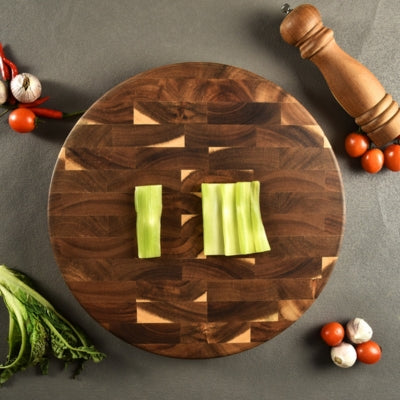 planche-en-bois-a-decouper-celeri-decoupe