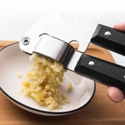 presse-ail-inox-ail-hache-dans-bol
