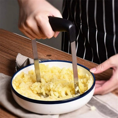 presse-puree-grande-poignee-noire