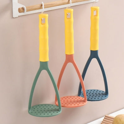presse-puree-trois-couleurs-suspendues
