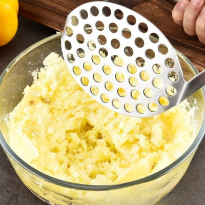 presse-puree-trous-ronds-uniformes