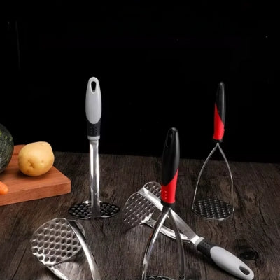 presse-puree-noir-et-gris-dispose