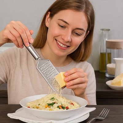 rape-a-fromage-ergonomique